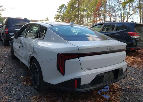 2025 Kia K4 Gt-Line z USA, uszkodzony, nr VIN 3KPFW4DE5SE139007